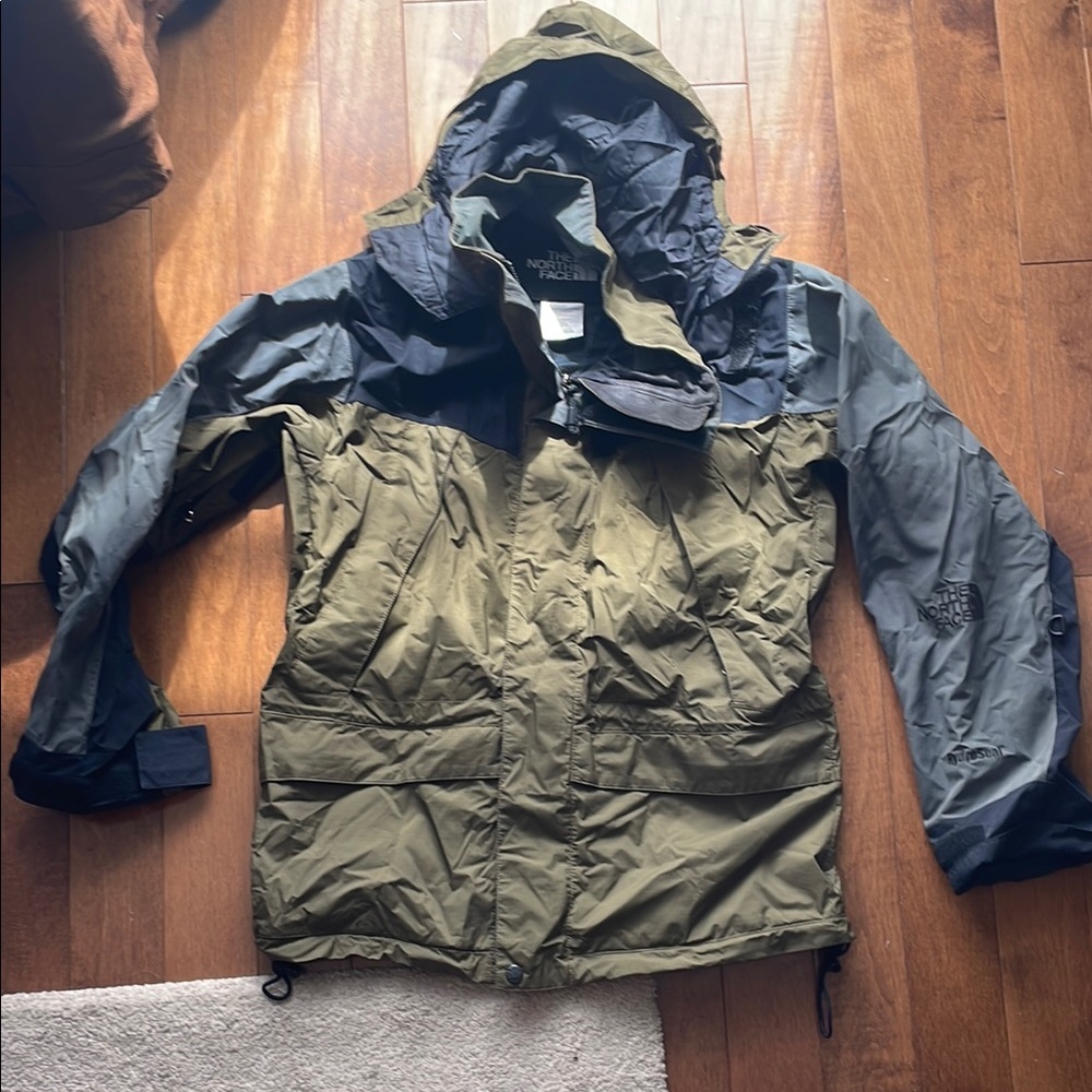 The North Face Men's Olive and Black Jacket